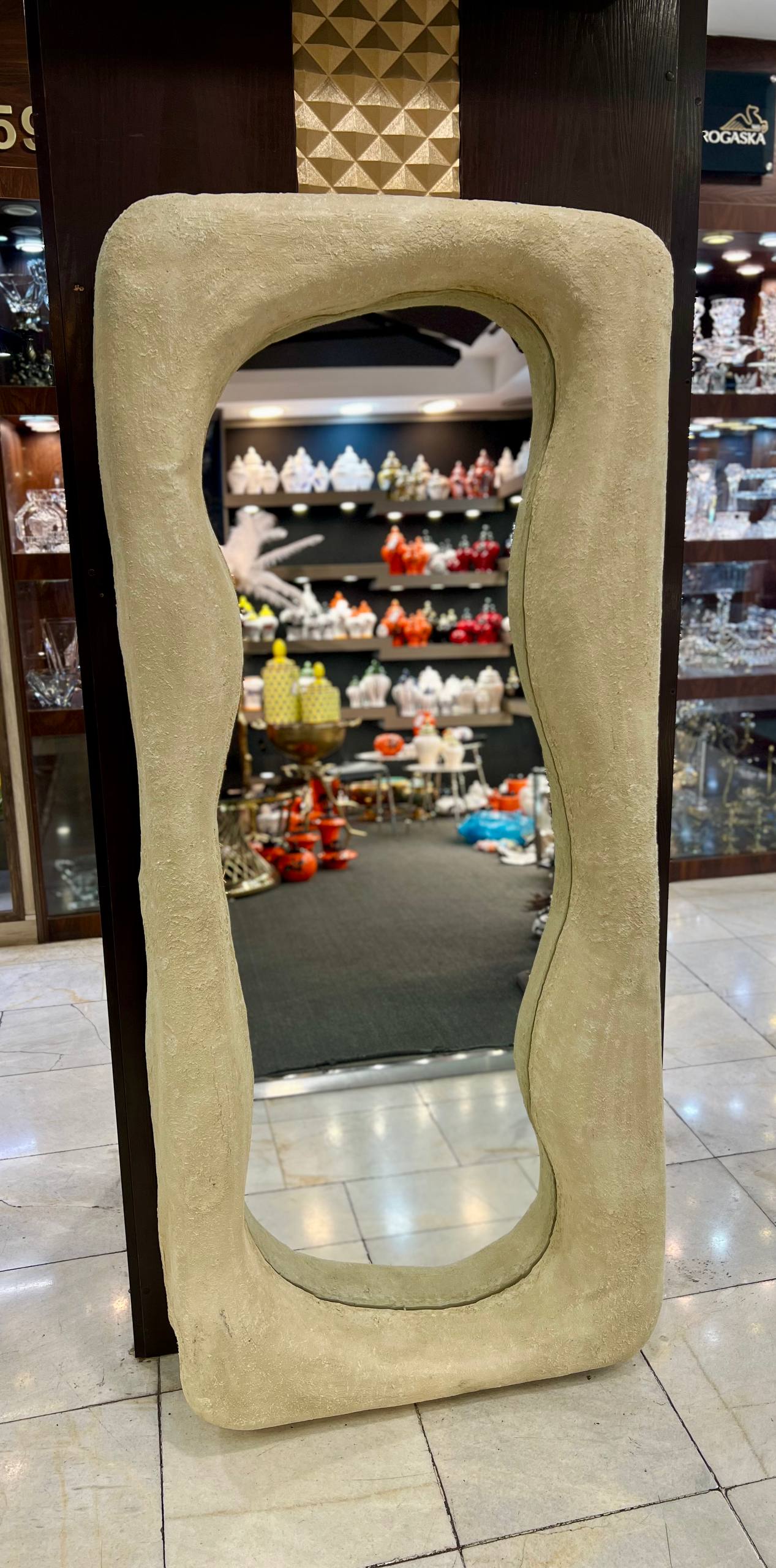 آینه قدی دفرمه